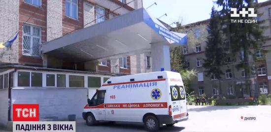 У столичному розважальному центрі дитину накрило скляною вітриною
