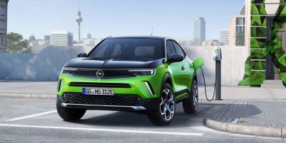 На украинский рынок вышел первый электрокроссовер Opel: объявлена его стоимость