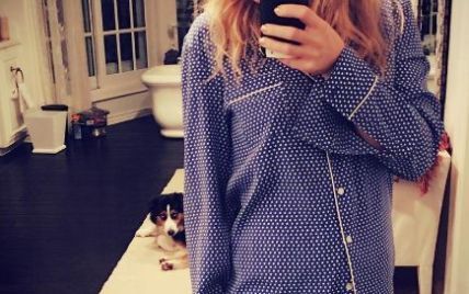 Стильная даже в пижаме: Кейт Хадсон поделилась новым селфи
