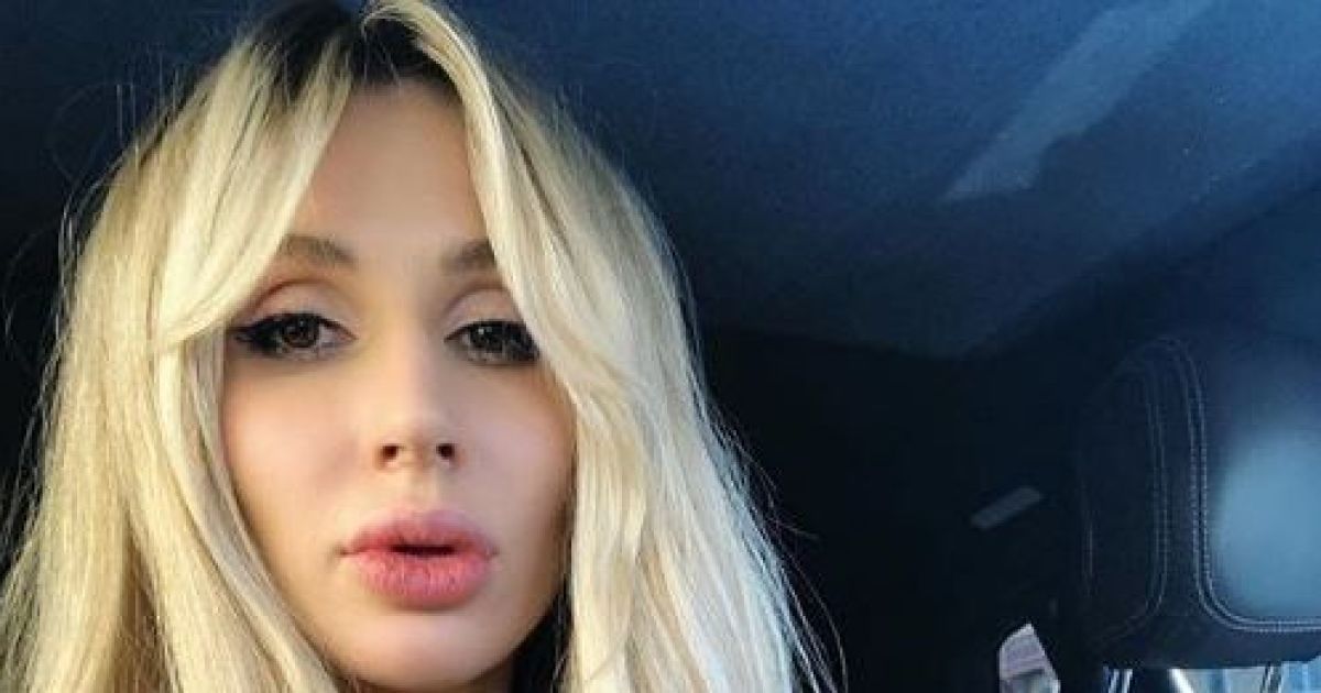 Лобода засвітила обручку та показала частину свого коханого