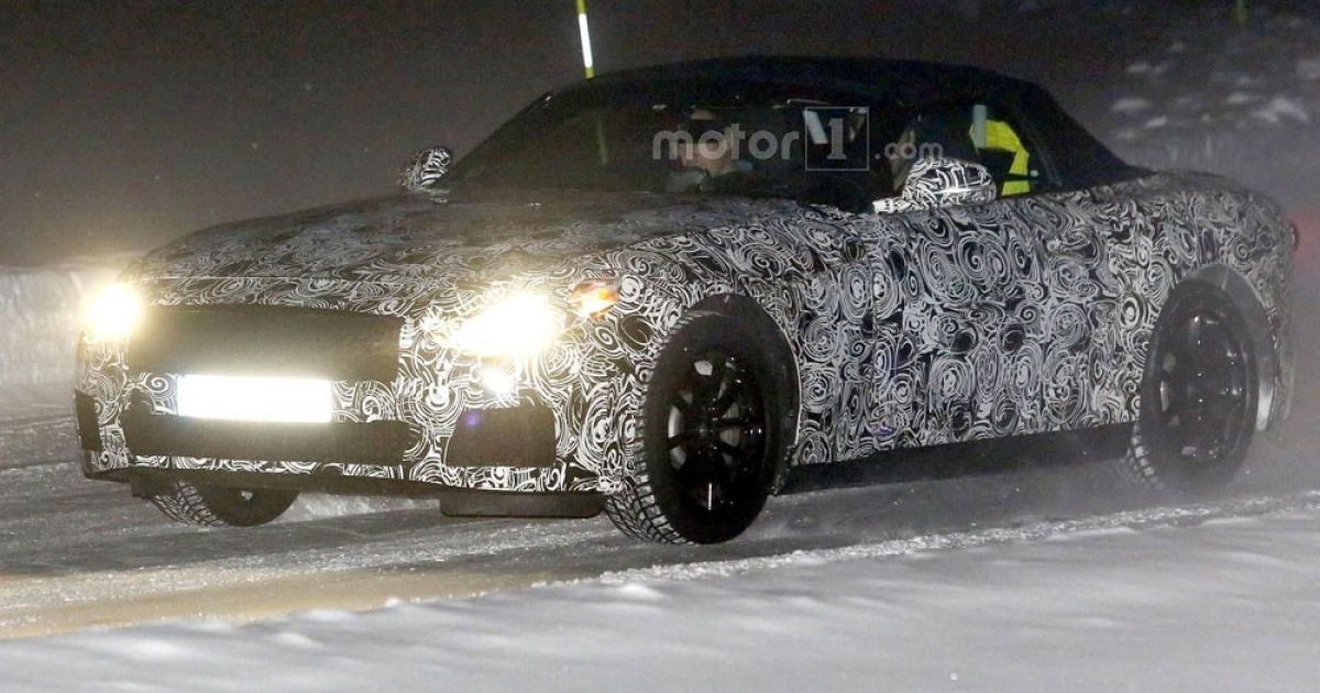BMW вывела на тесты новый родстер Z5