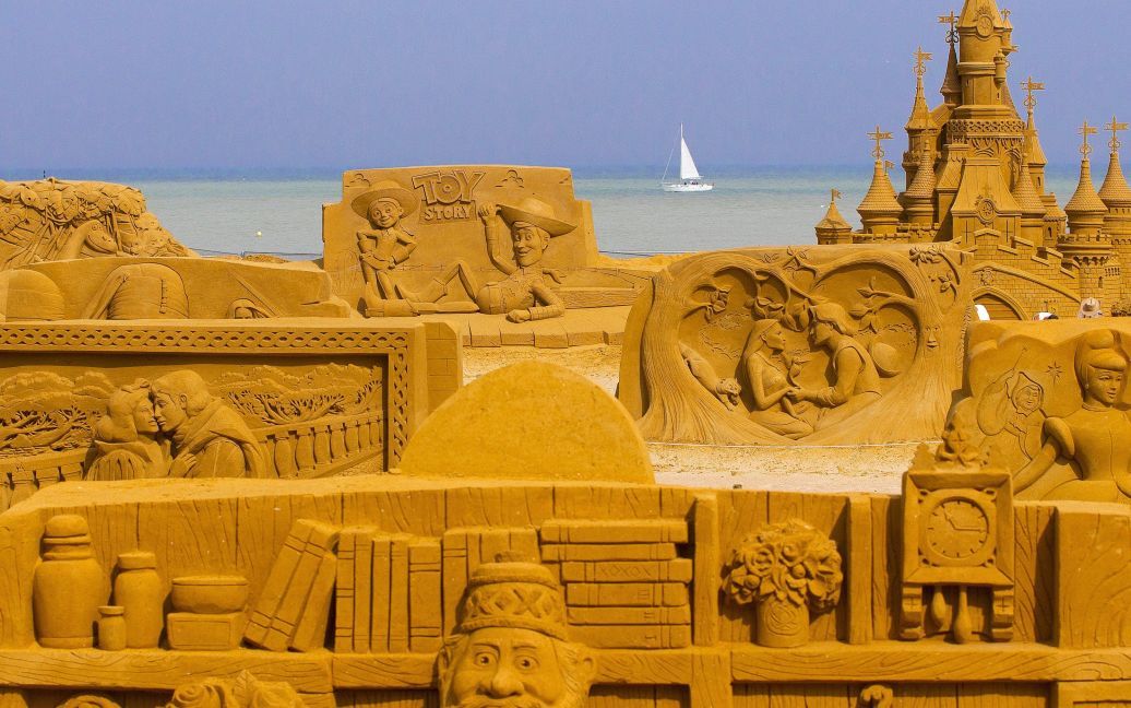 В Остенде появился песчаный город / © Reuters