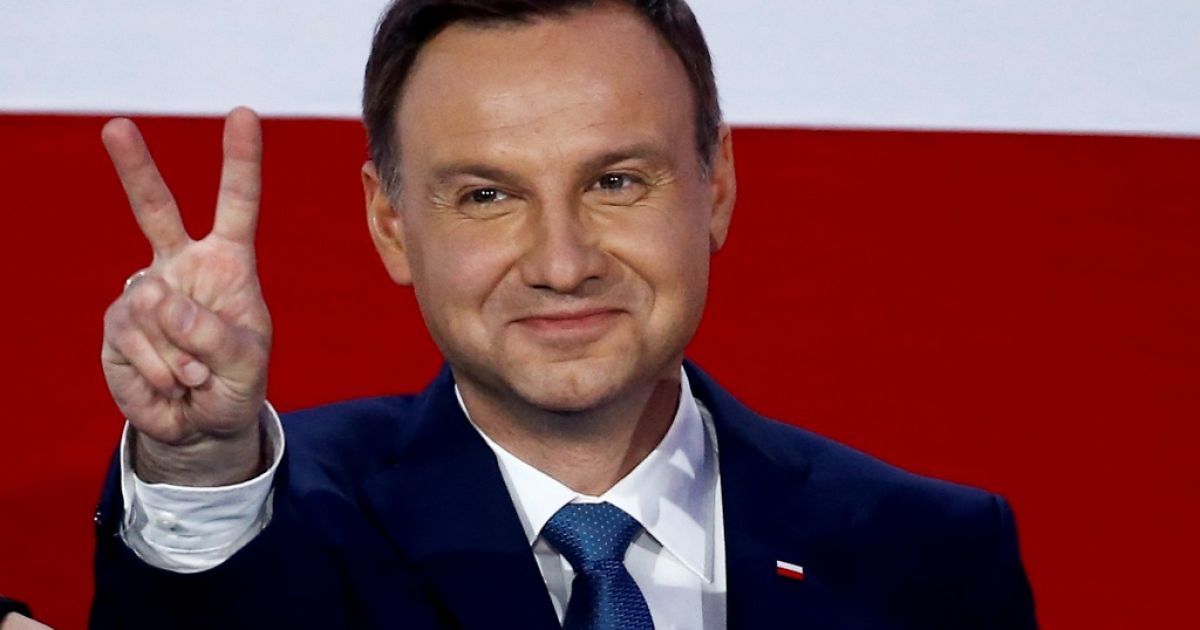 Чего ждать Украине от нового президента Польши. Мнения экспертов