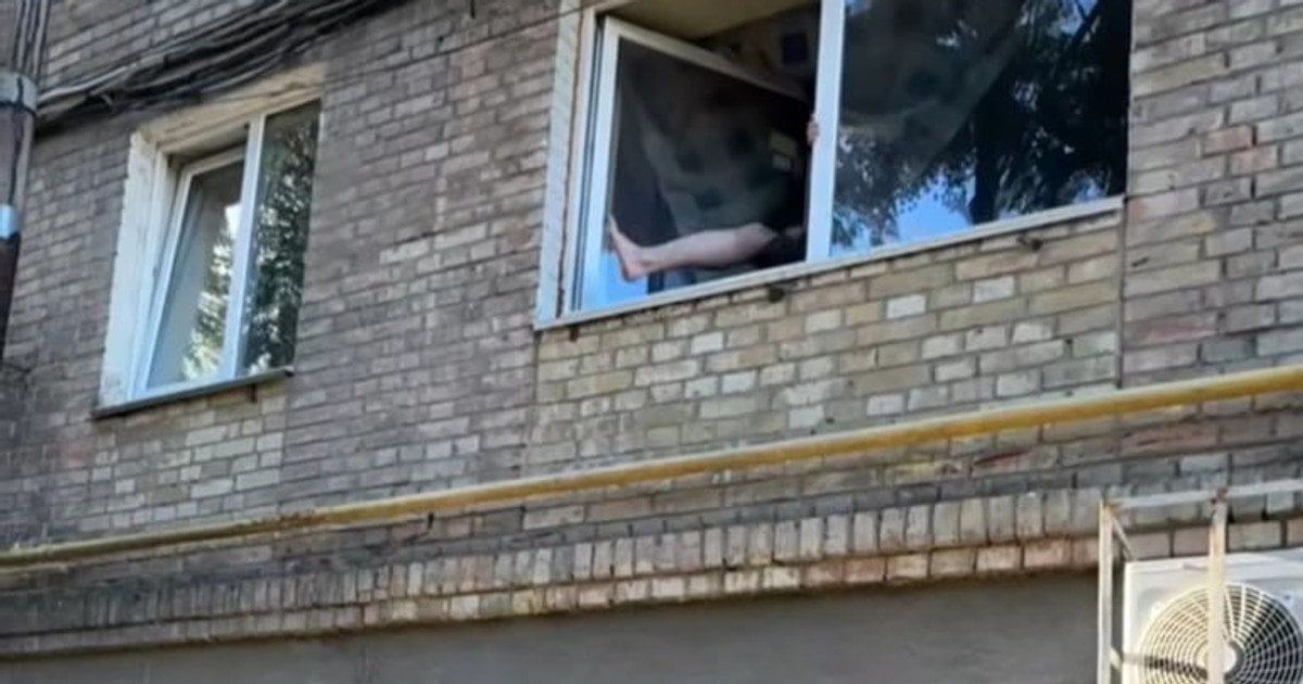 Мужчина в Киеве насмехался над военным из-за отсутствия конечности