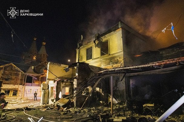 РФ накрила житлові будинками дронами і ракетами в одній з об