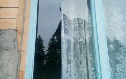 На Ровенщине неизвестные разбили окно избирательного участка