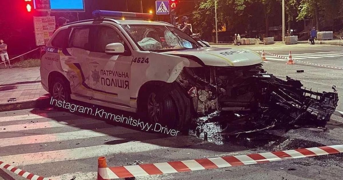В Хмельницком в результате ДТП с патрульным авто травмировался водитель BMW - Vimarsana News