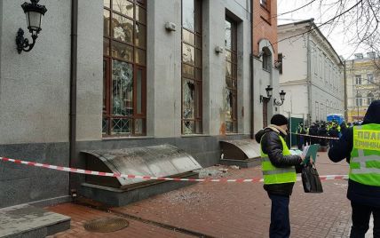 У Порошенко назвали неприемлемым нападение на "Россотрудничество" в Киеве