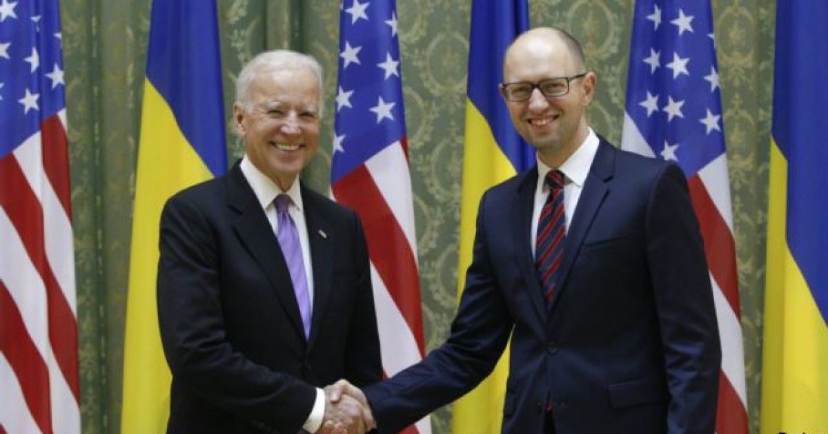 Байден отметил успехи руководства Украины в борьбе с коррупцией.