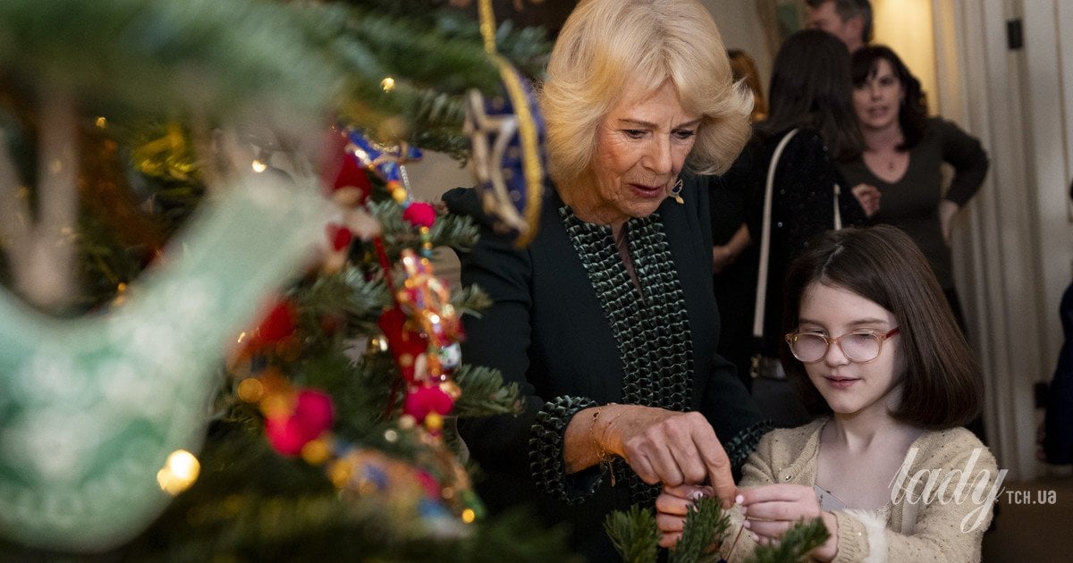 Королева Камілла