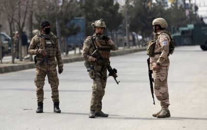 США почти вдвое сократят свой военный контингент в Афганистане