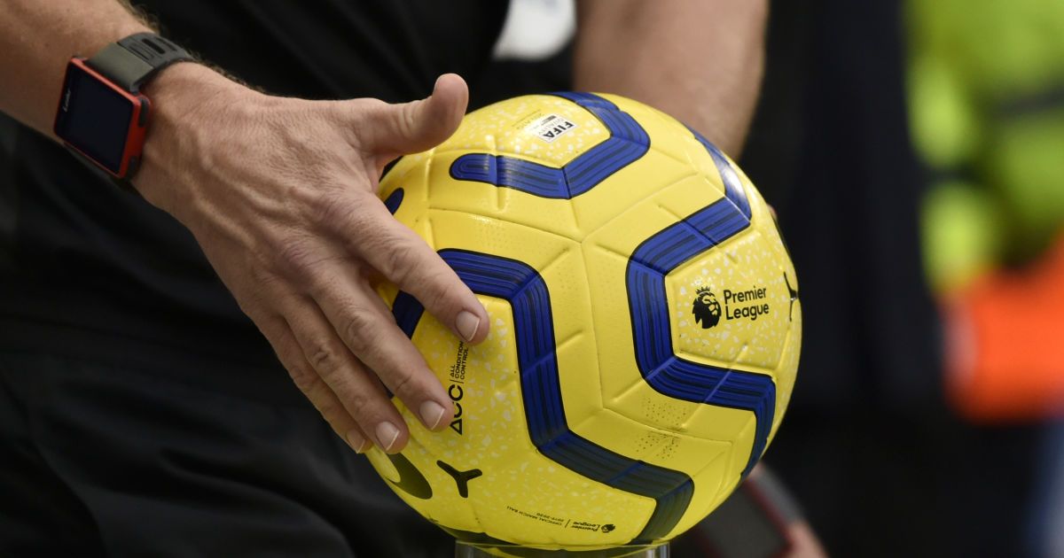 Футболісти клубів АПЛ не погодилися піти на зменшення зарплати - ЗМІ