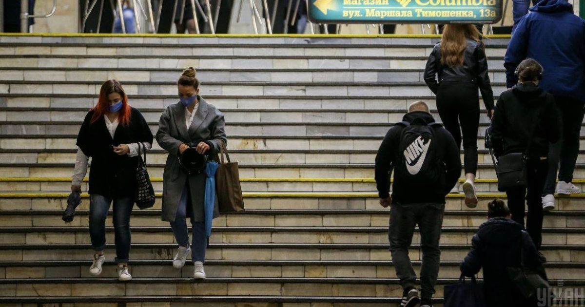 Серия взрывов в Киеве: повреждена одна из станций метро