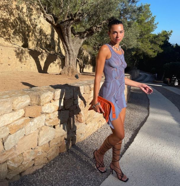  / © instagram.com/dualipa