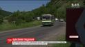 На Прикарпатье с рейсового автобуса на ходу выпала женщина