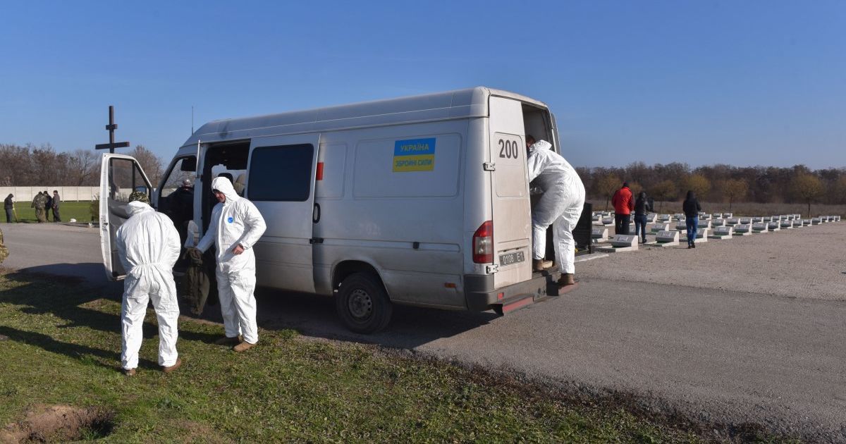В Запорожской области состоялся обмен телами погибших военных: среди покойных — защитники "Азовстали"