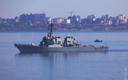 В Одесский порт зашли два американских корабля