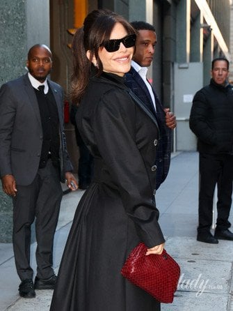 Лорен Санчес