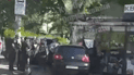 У Києві водій на Volkswagen залетів у квітковий кіоск: відео