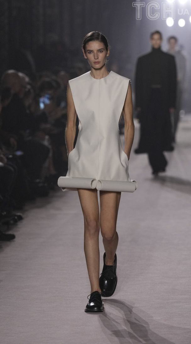 Показ Victoria Beckham осінь-зима 2025-2026 / © Associated Press