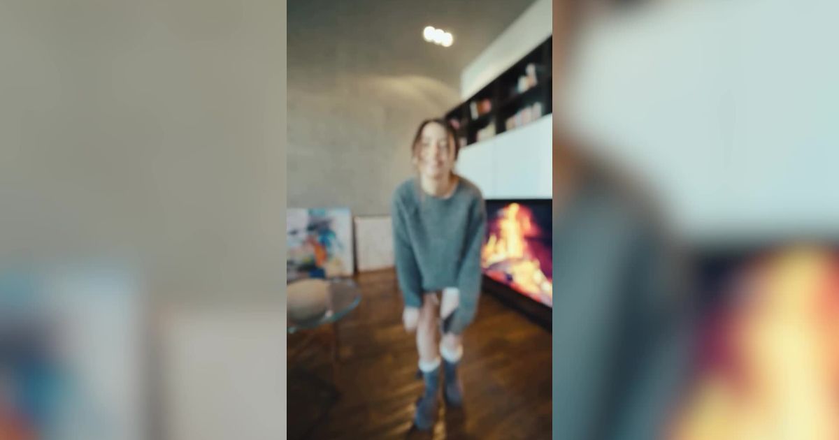 Відео — Надя Дорофєєва показала, як вдома готувалася до новорічних свят