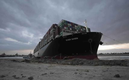 США стурбовані, що блокування Суецького каналу впливає на транзит американських кораблів