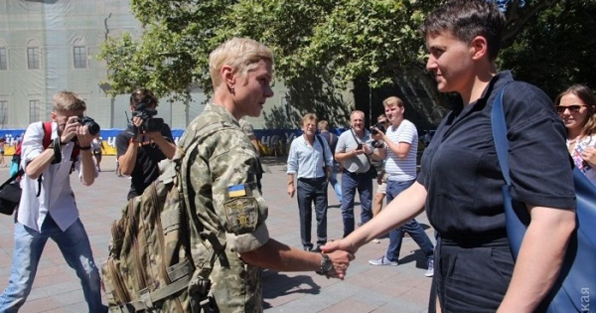 Савченко закидали яйцями в Одесі / © Думская