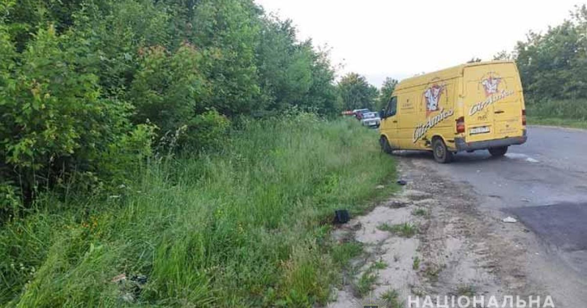 Врізався у мікроавтобус: у Тернопільській області в ДТП загинув 13-річний школяр (фото)