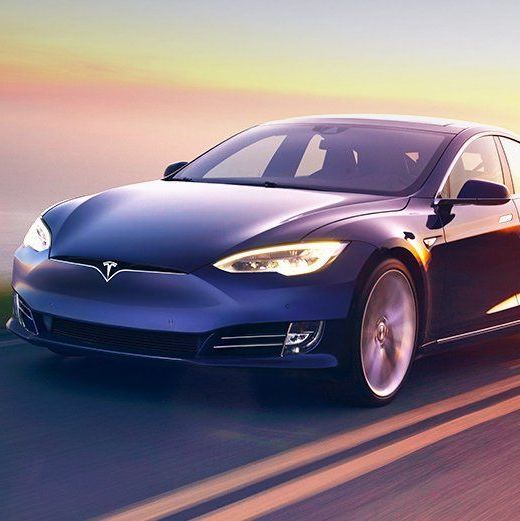 Після першої смерті водія Tesla представить секретний проект