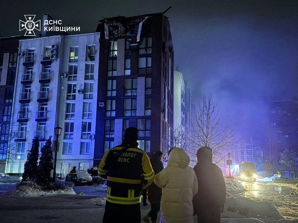 В Киевской области в результате российских обстрелов погибли два человека. / © ГСЧС в Киевской области