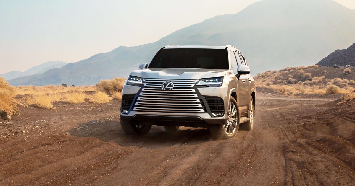 В Україні з'явиться новий флагманський позашляховик Lexus: названо ціни