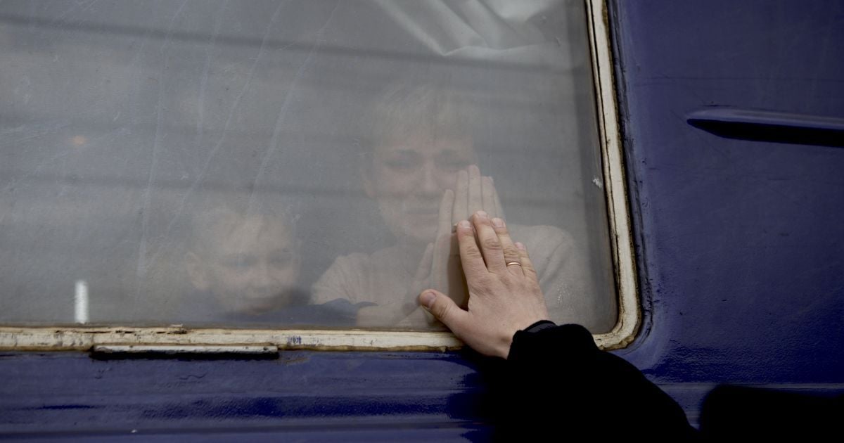 Гуманитарные коридоры на 8 апреля: можно выехать из 10 городов Украины