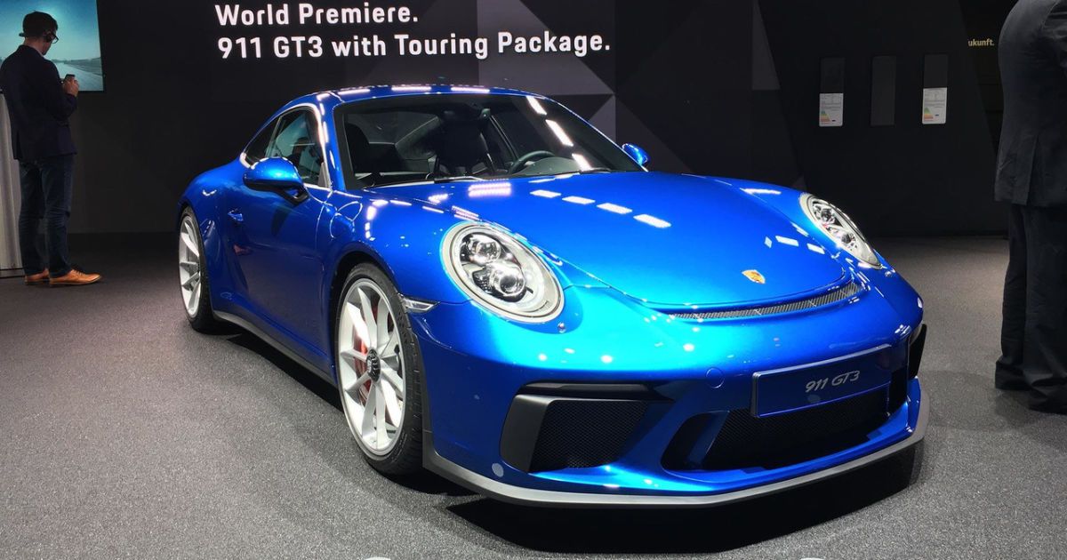 Porsche 911 GT3 Touring Package с "механикой" приехал во Франкфурт