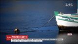 Біля грецького острова Саламін затонув танкер із нафтою