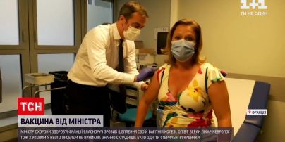 Новости мира: глава Минздрава Франции сделал прививку от коронавируса своей беременной коллеге