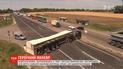 Водитель фуры рискнул жизнью, чтобы избежать ужасной аварии на Одесской трассе