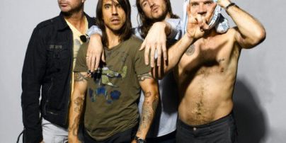 Легендарний Red Hot Chili Peppers порадував фанів новою композицією