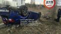 У Києві скажений Lexus зніс зупинку і пішохода