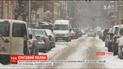 Украина в снежном плену: как в Черновцах борются с непогодой