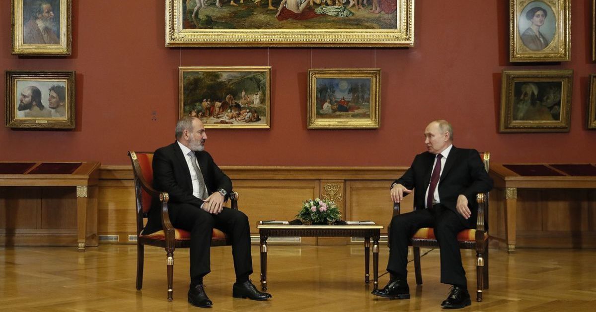Нікол Пашинян та Володимир Путін