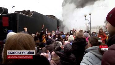 У Львові почав курсувати магічний експрес