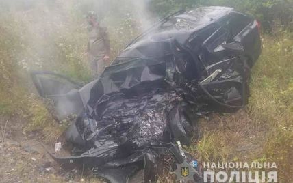В Тернопольской области столкнулись два автомобиля: погибли парень и девушка (фото)
