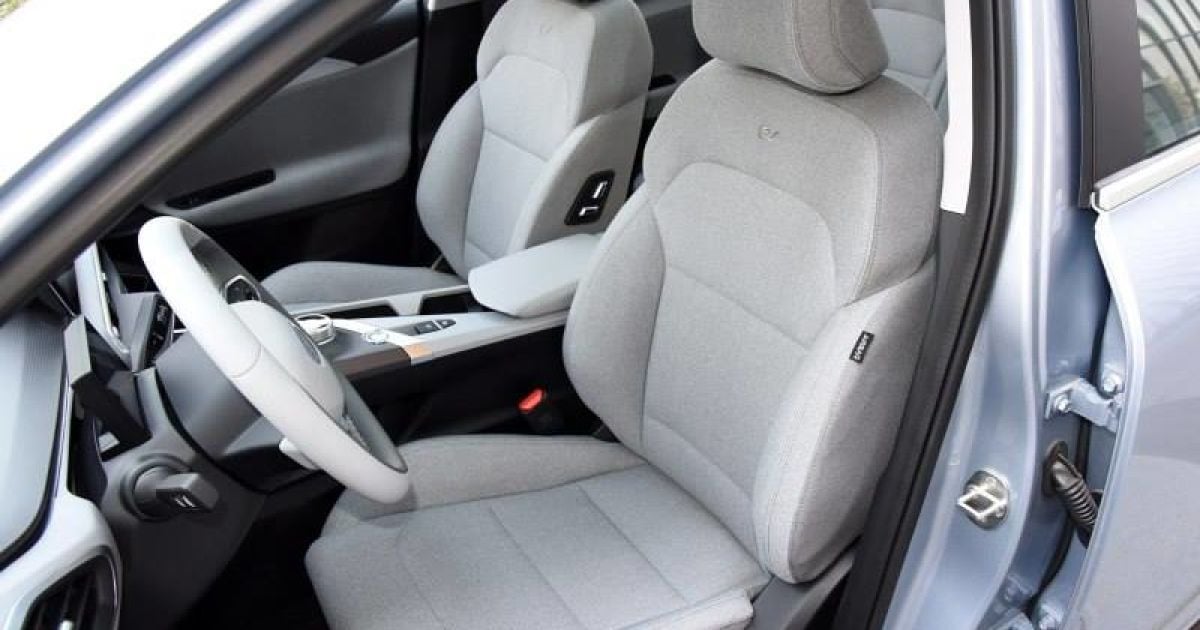 Geele GE11 Jihe A_11 / © carscoops.com
