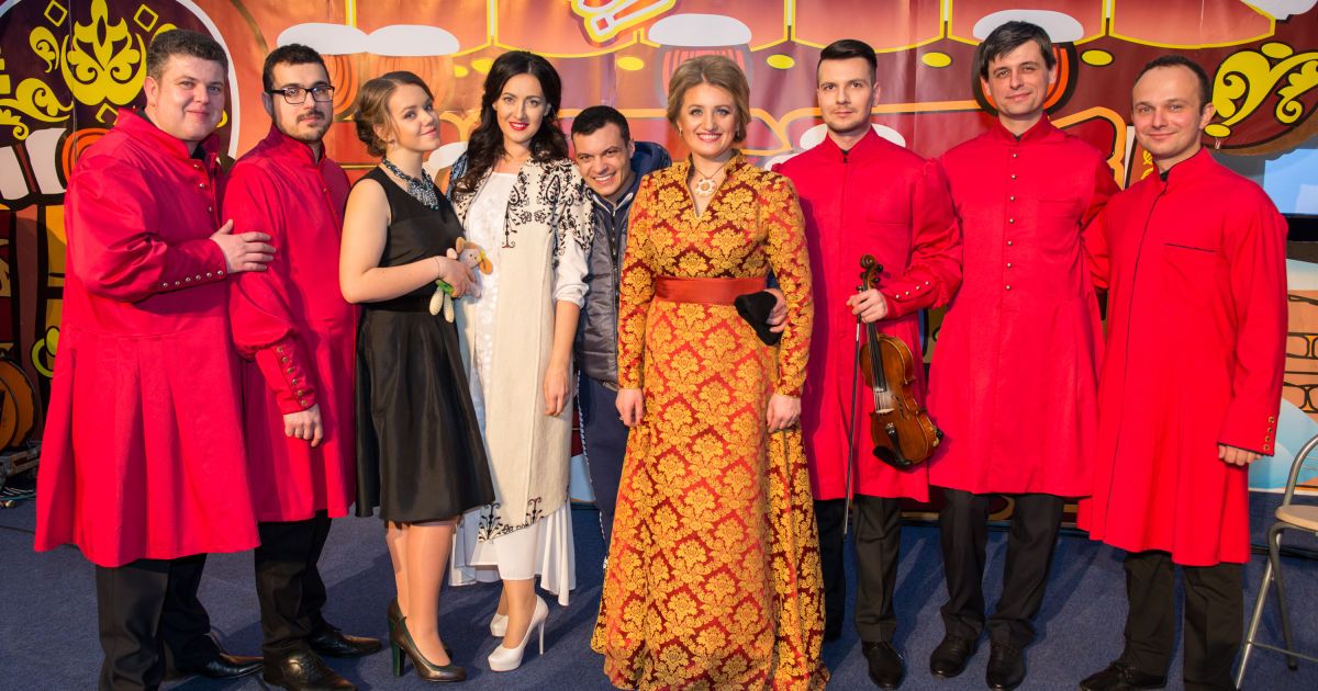 Витвицкая провела концерт для военных и капелланов / © пресс-служба канала "1+1"