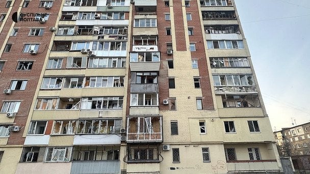 У місті Полтава та Полтавському районі внаслідок ворожих ударів зафіксовані пошкодження будинків. / © Суспільне