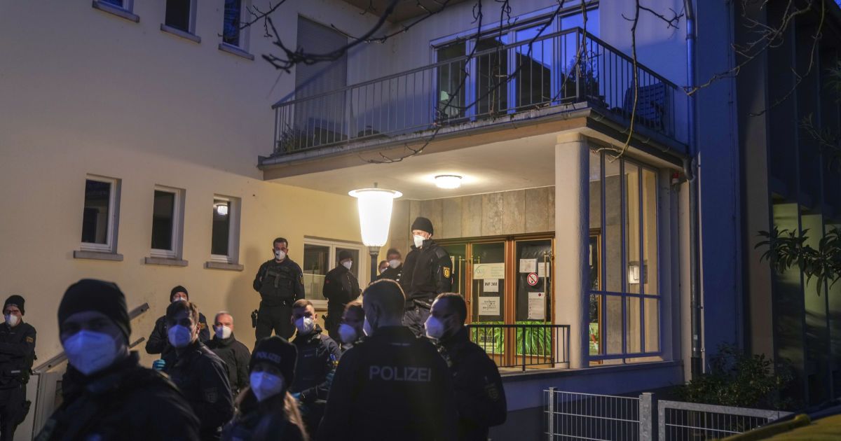 Стрельба в немецком университете: скончался один из раненых