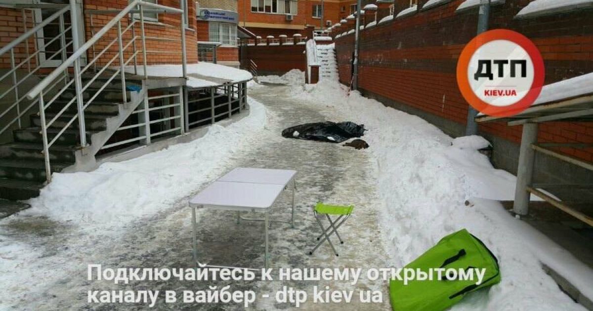 у києві жінка з дитиною викинулася з вікна_1 / © Facebook/Влад Антонов