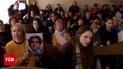 Матір у відчаї! Адвокати Косова, через якого загинув юнак поблизу фунікулера, влаштовують шоу