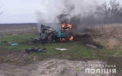 В Черниговской области тракторист взорвался на противотанковой мине и погиб: фото