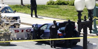 Авто протаранило огорожу Капітолія: у США повідомляють про поранених та загиблих